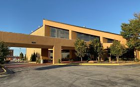 The Atrium Hotel On Third